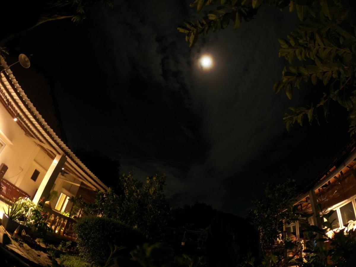הו צ'י מין סיטי Vuon Nha Ngoai Garden Homestay מראה חיצוני תמונה
